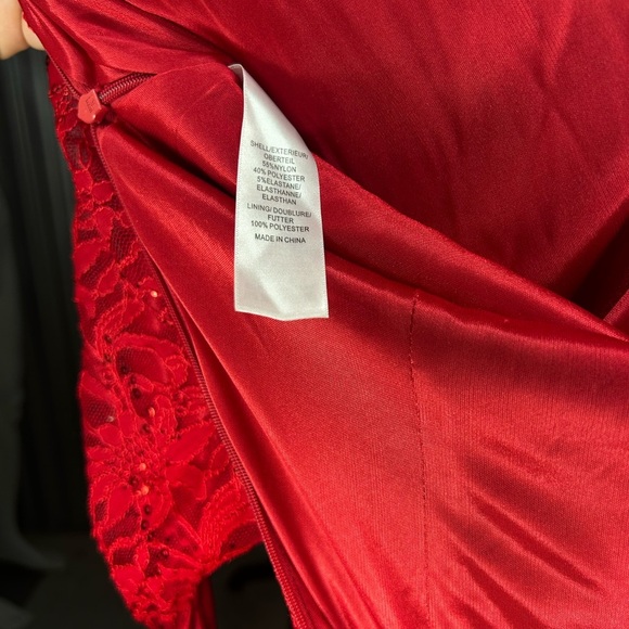 Womens Hailey Adrianna Papell Red Floral Nylon Blend Evening Dress Ribbon Size 2 - Picture 4 of 4